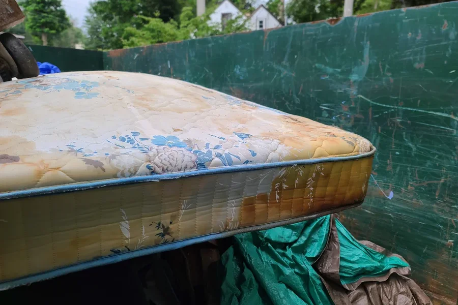 Experienced Mattress Disposal Orange, CA