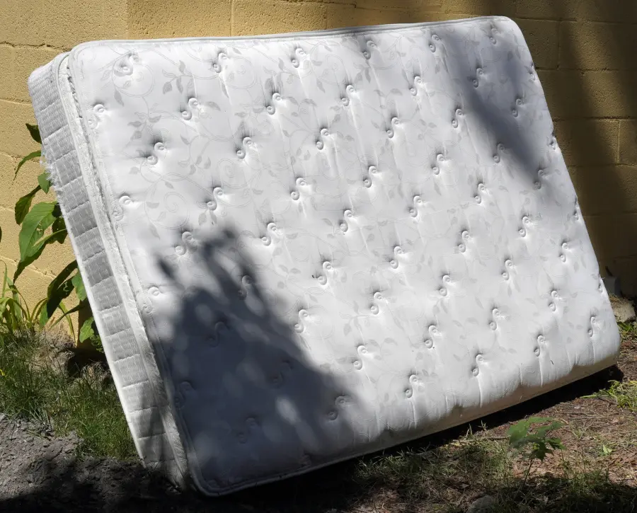 Preparing Your Mattress For Disposal Movers in Orange, CA
